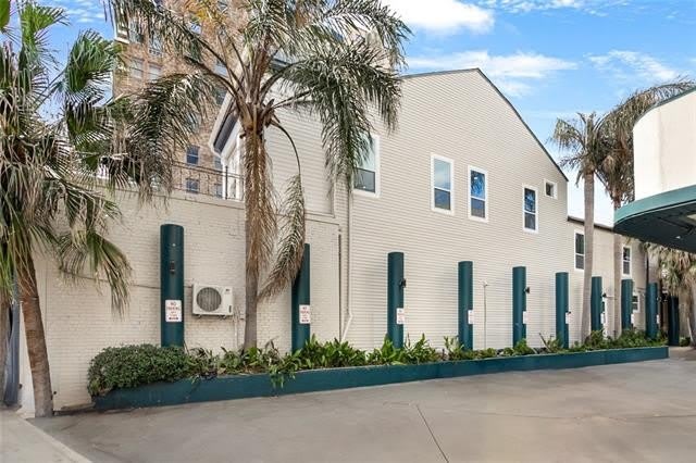 2021 SAINT CHARLES Avenue – photo 4