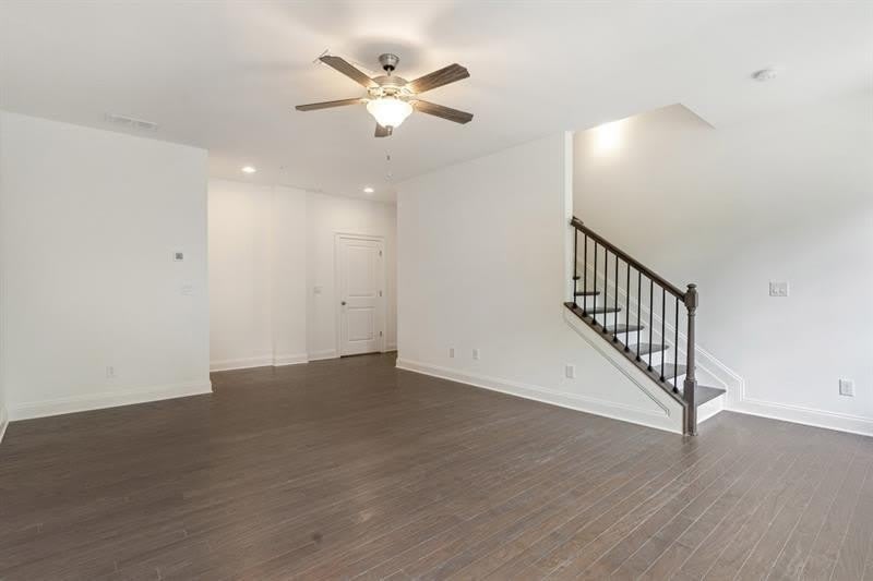 6803 Prelude Drive – photo 5