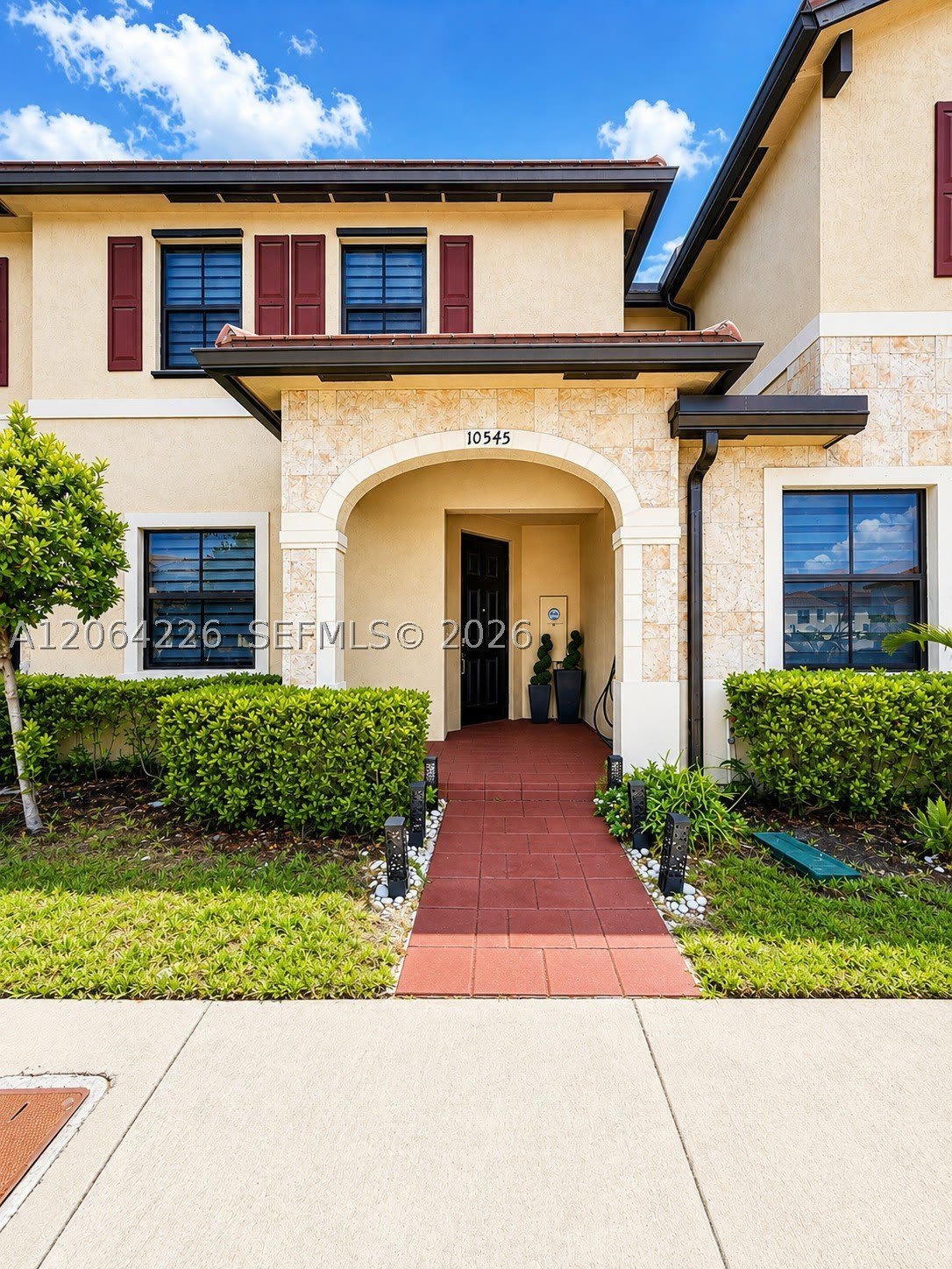 10545 W 32Nd Ln – photo 1