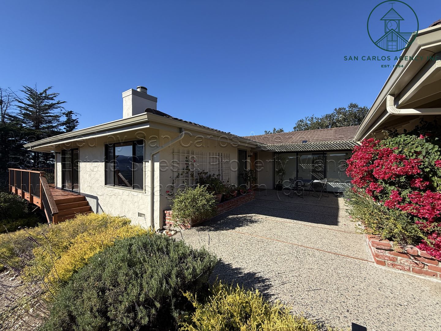 Impeccable Laureles Grade Estate Property with Valley Views – photo 3