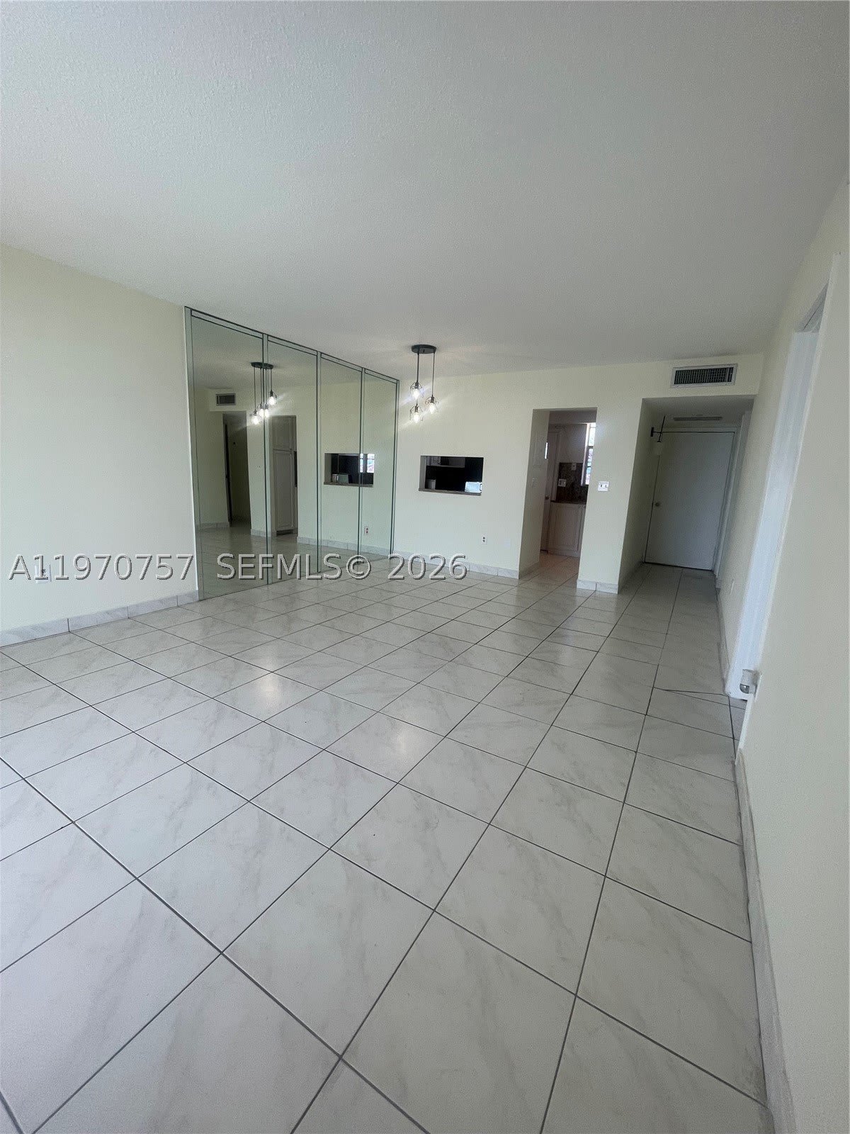 2910 Point East Dr – photo 5