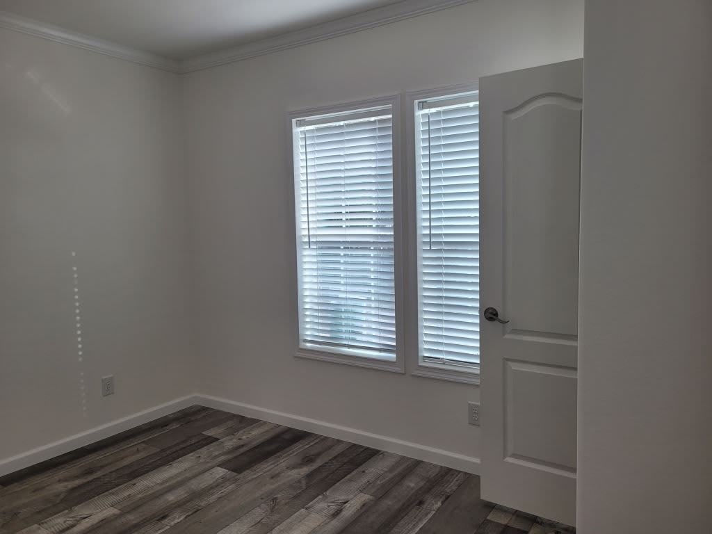 5548 Annette Street – photo 4