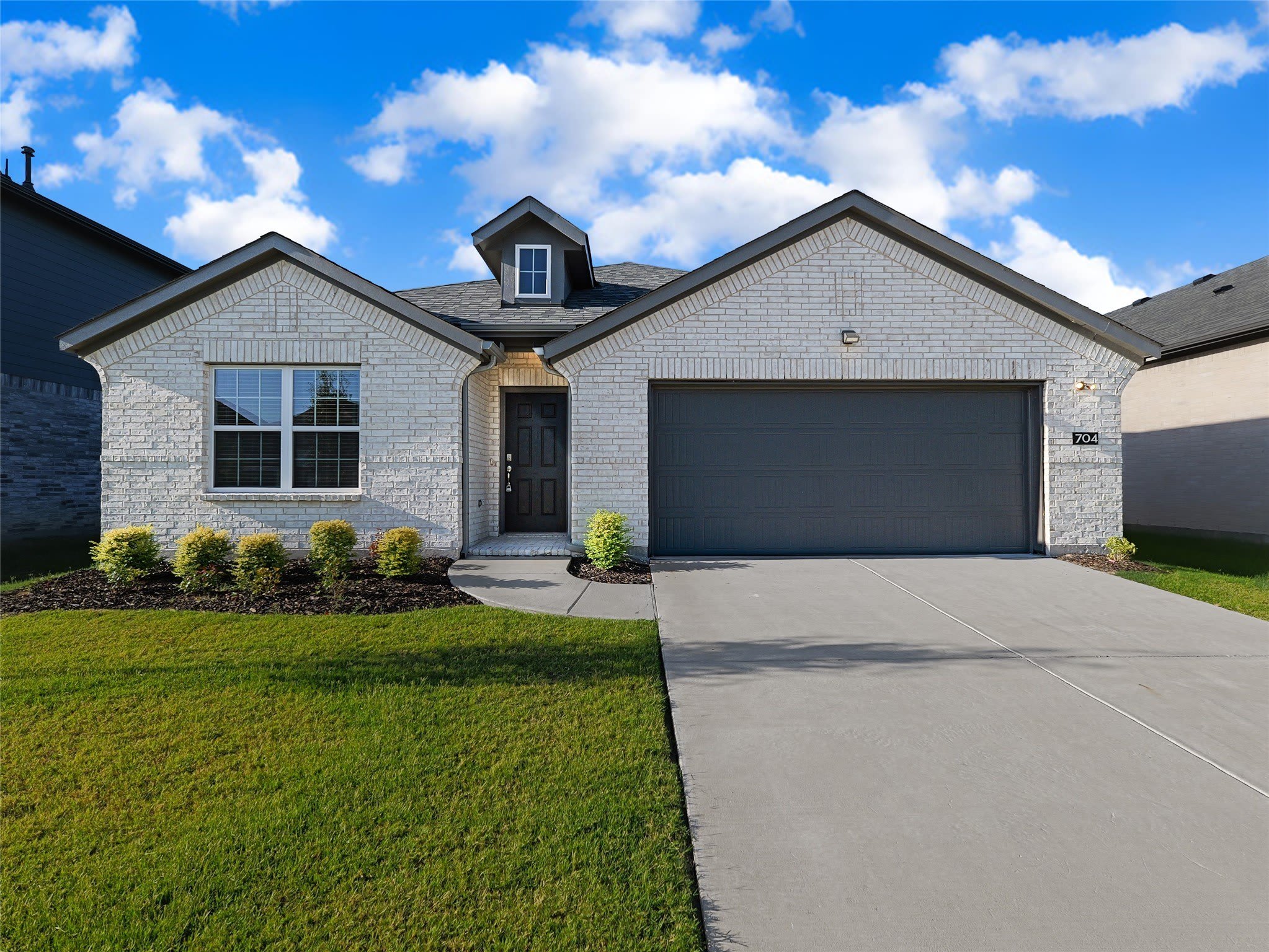 704 Rusty Spurs Place – photo 1