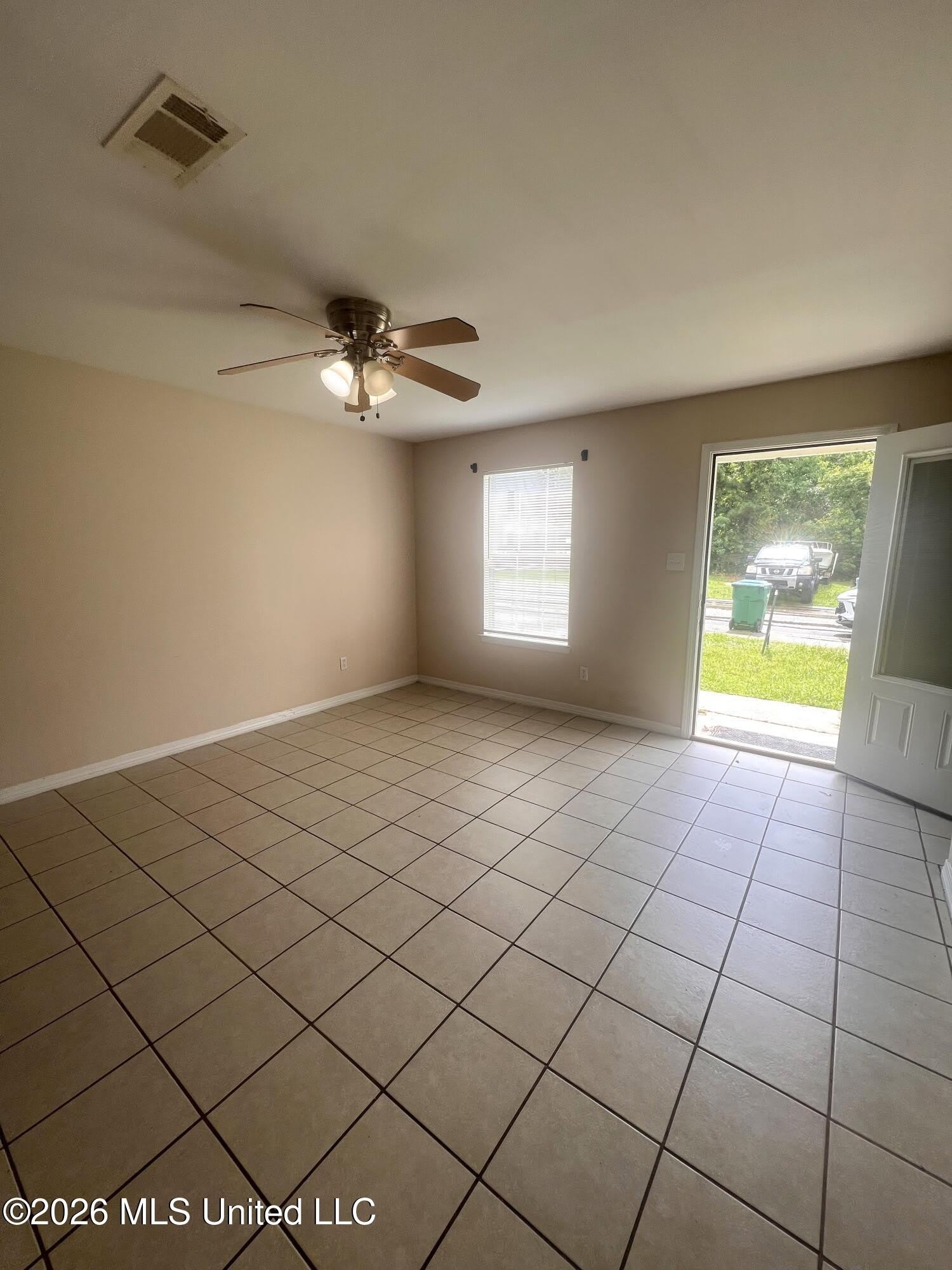 1334 Foxwood Place – photo 2
