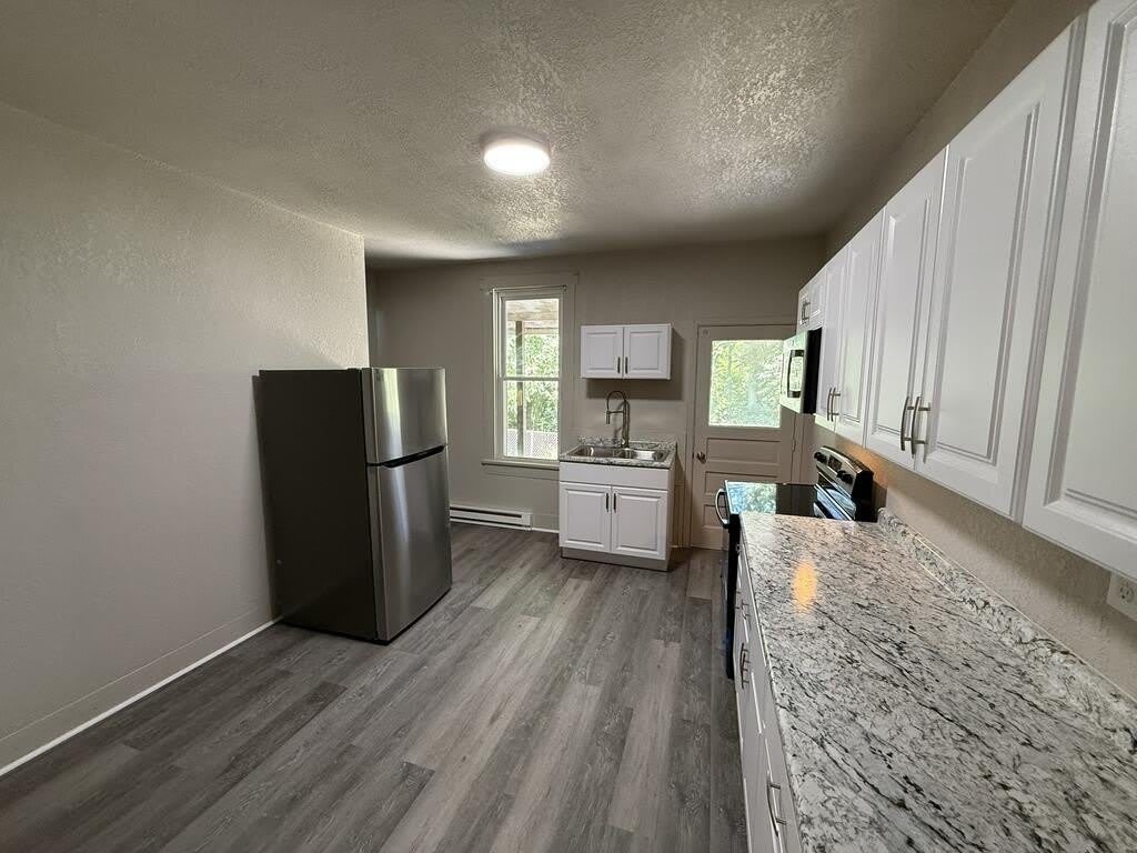 1247 MAIN STREET – photo 4