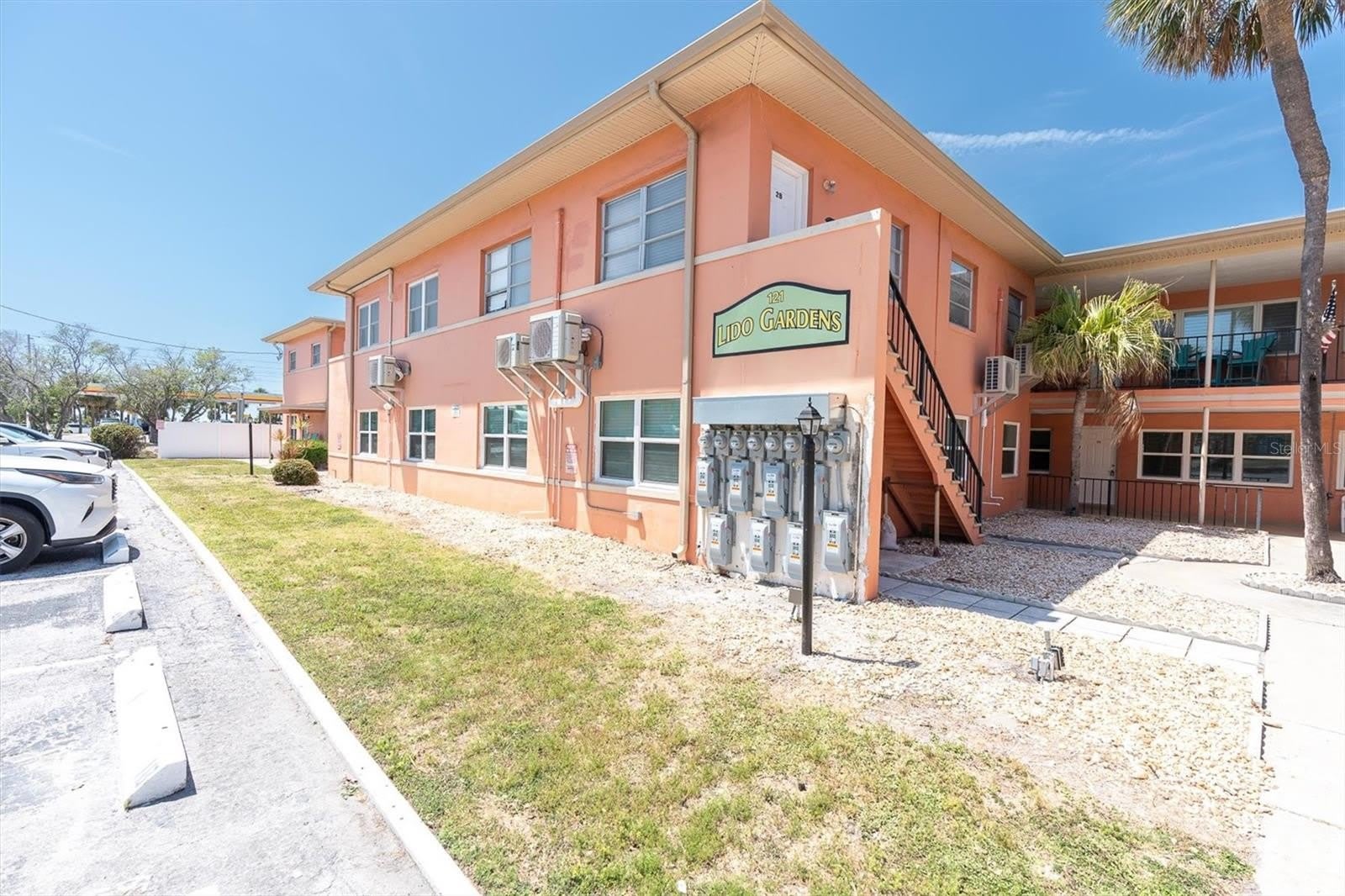 121 46TH Avenue – photo 2