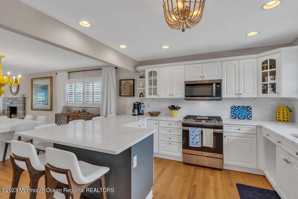 10 York Avenue – photo 5