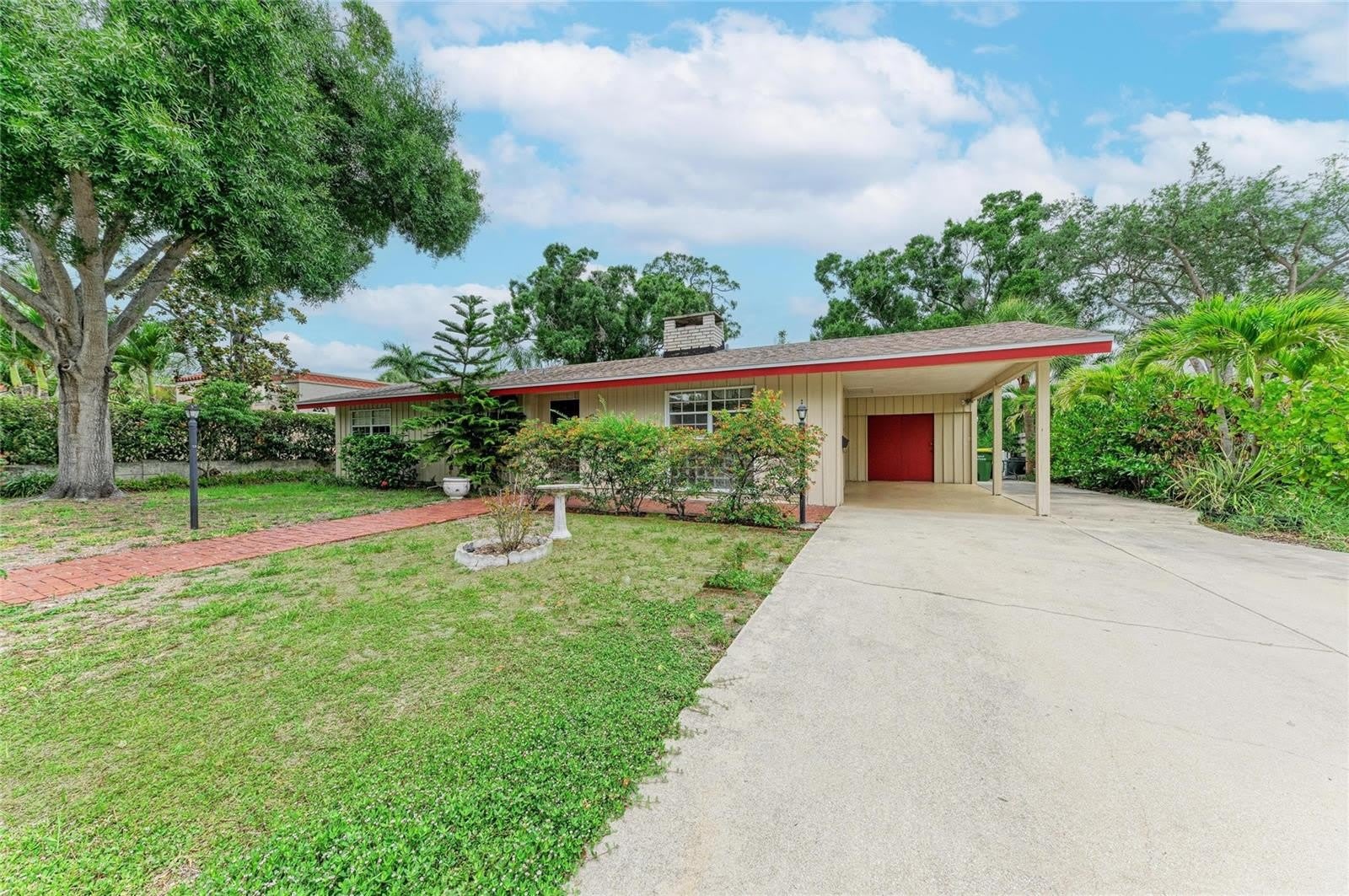 1827 ALTA VISTA Street – photo 2