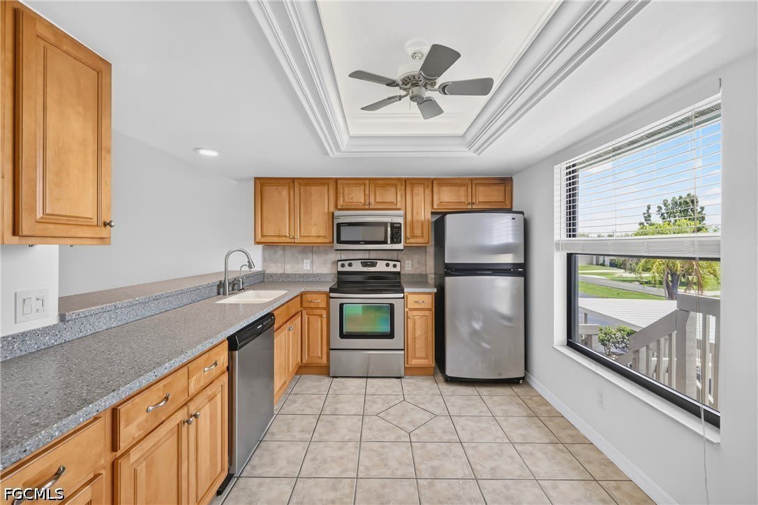 4708 SW 8th Place – photo 3
