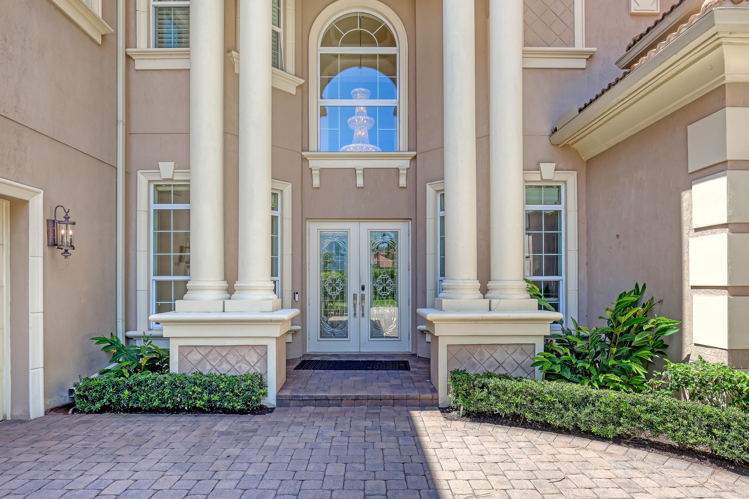 6464 Bellamalfi Street – photo 5