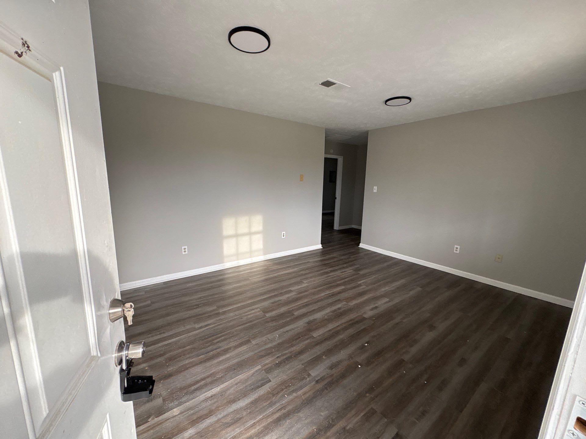1270 Fairground Rd Brownsville – photo 4