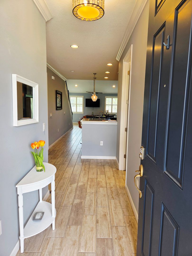 Furnished Sarasota Oasis · Water Views · Move-In Ready. Ask About Our $1,597 Move-In Credit! – photo 3