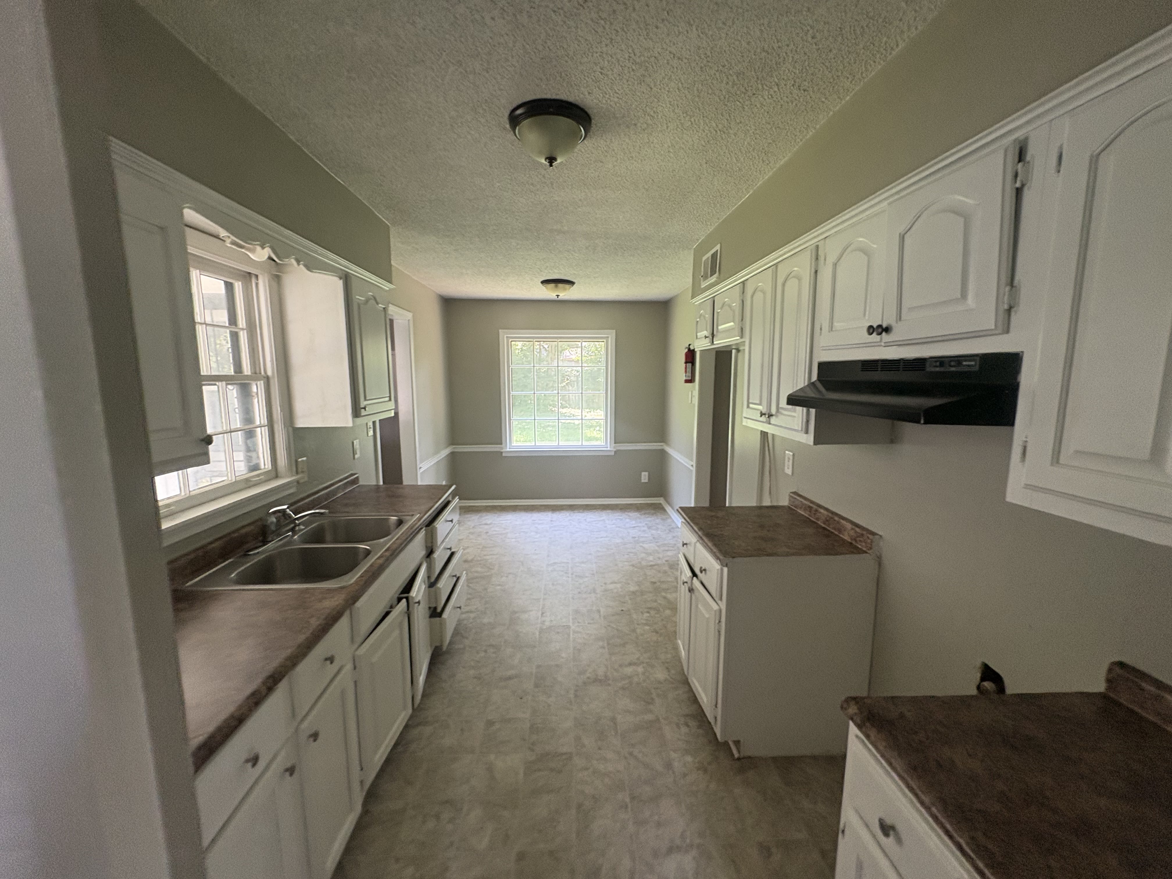 4911 Fernbrook Dr – photo 5