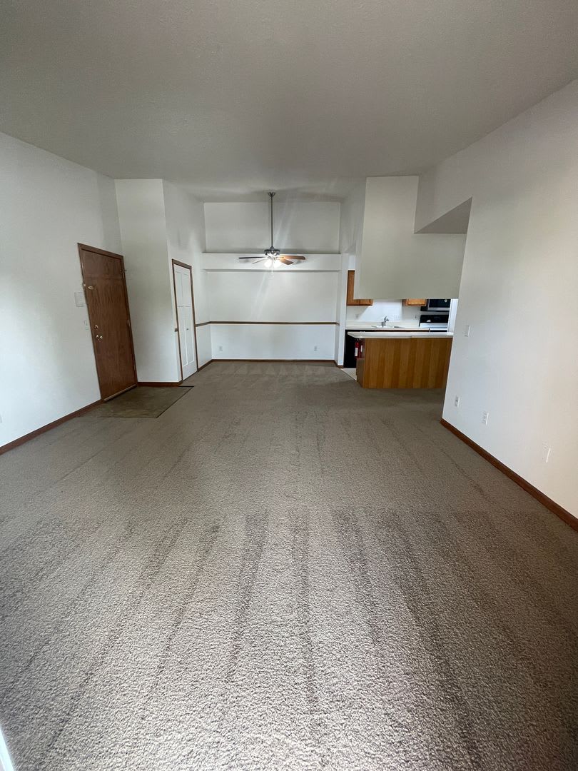 Two Bedroom Condo in Stadium Meadows! – photo 4