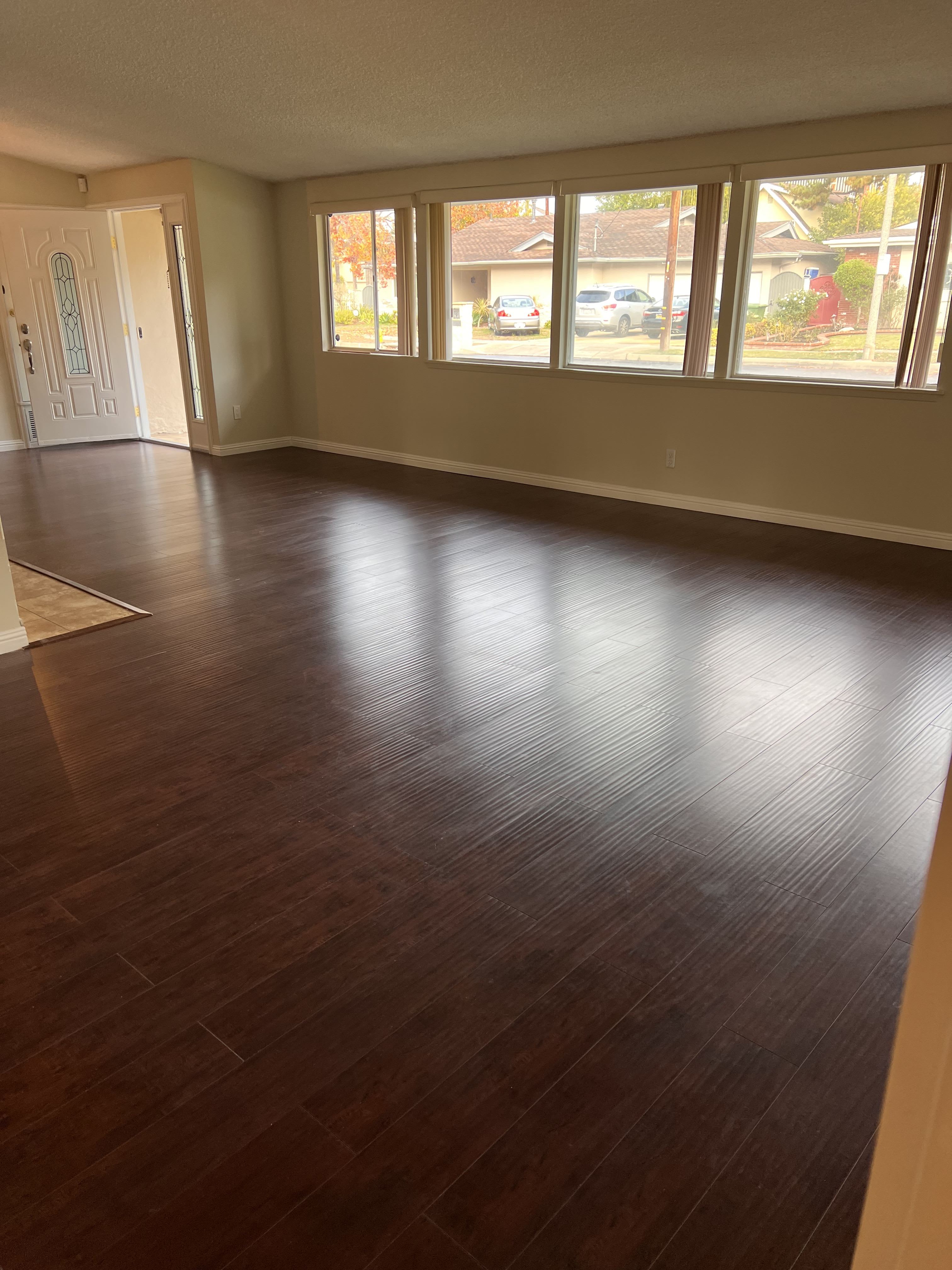 4541 Collett Ave – photo 2