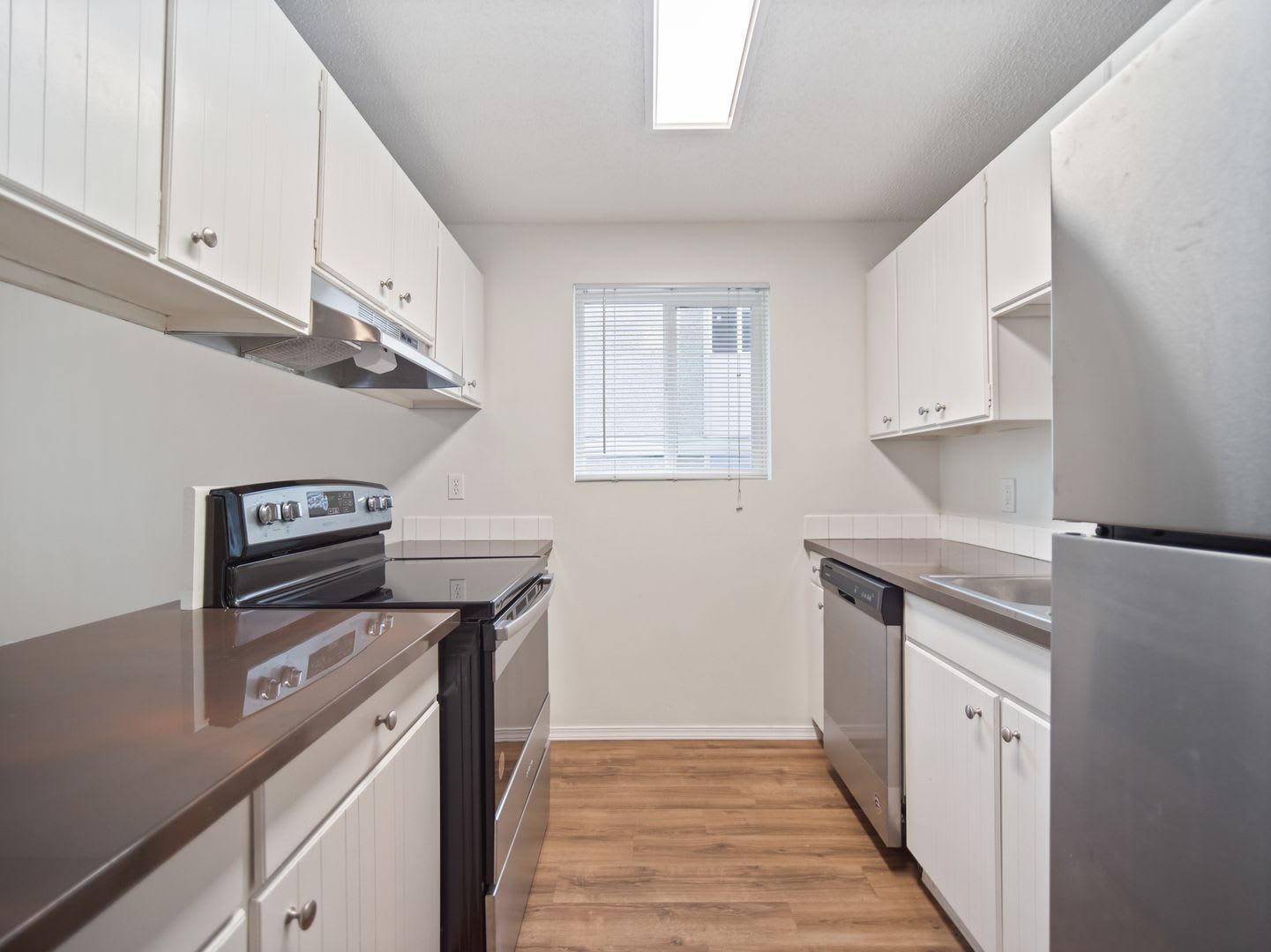 RENOVATED 1BD/1BA MILLWOOD APARTMENT – photo 1