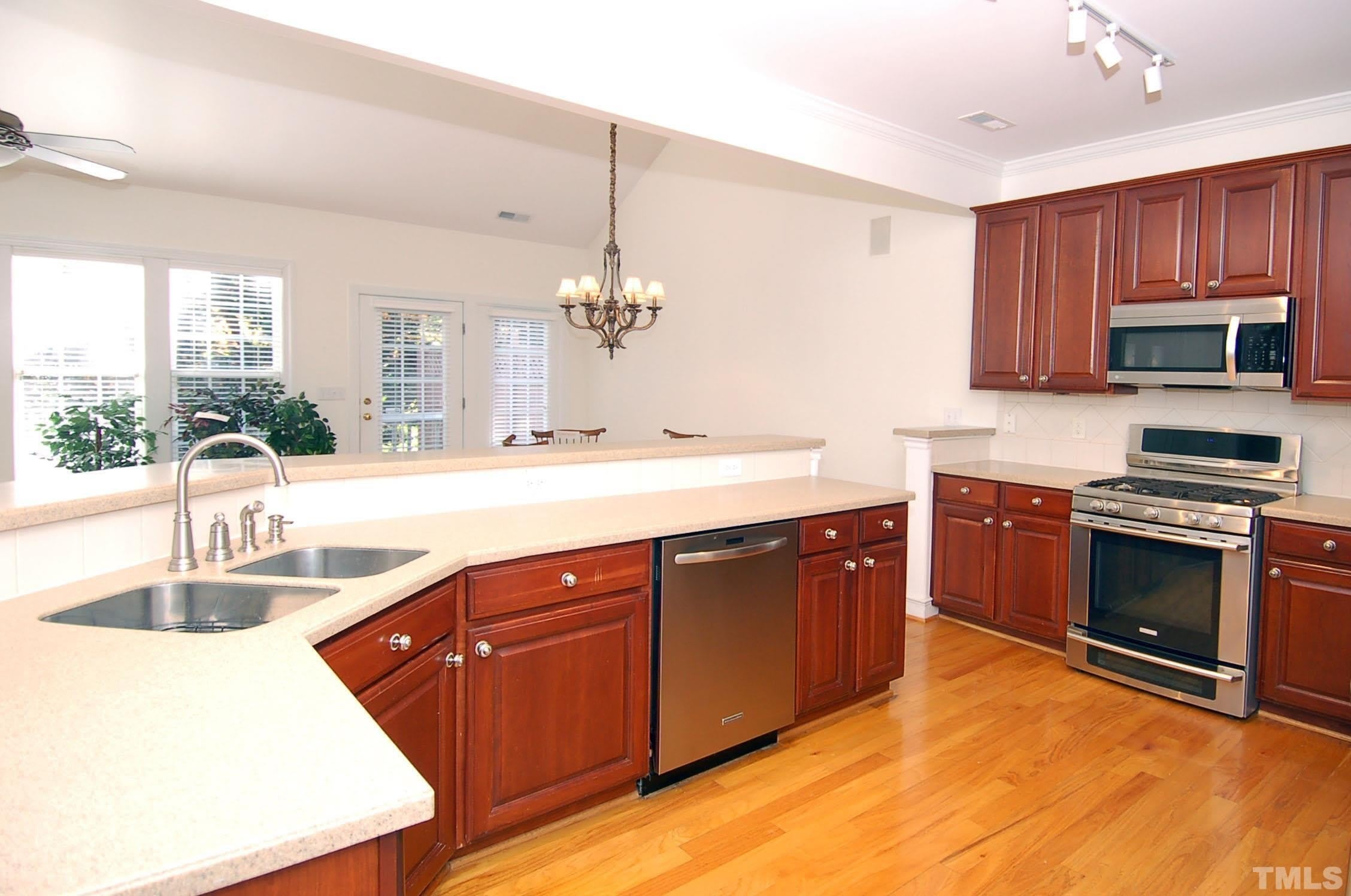 3611 Lion Ridge Court – photo 3