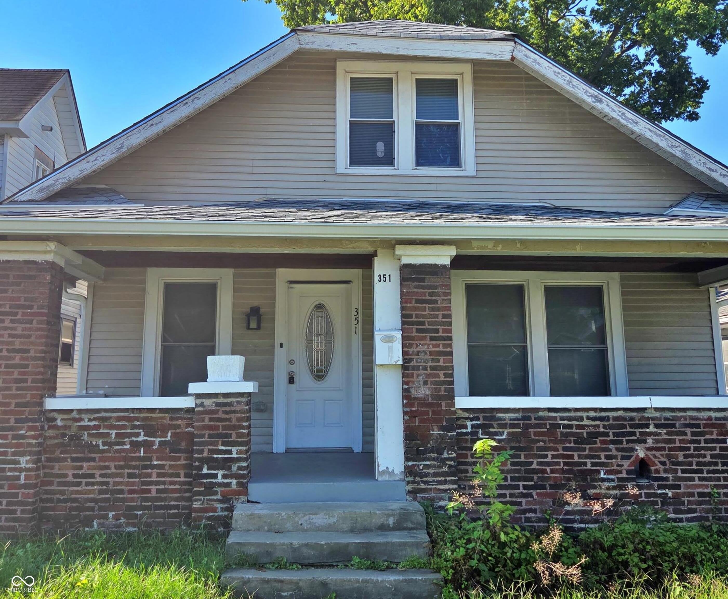 351 Congress Avenue – photo 1