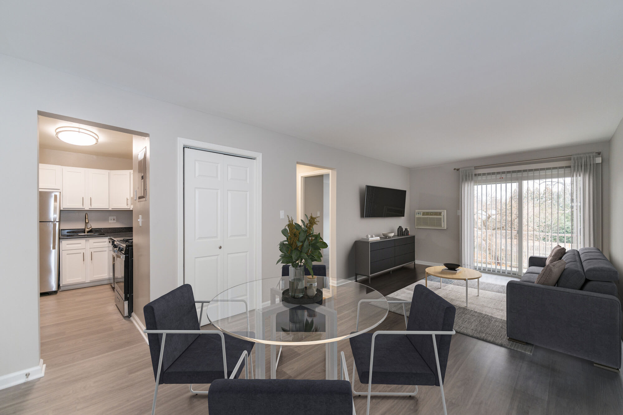 Mason Avenue Apartments – photo 5