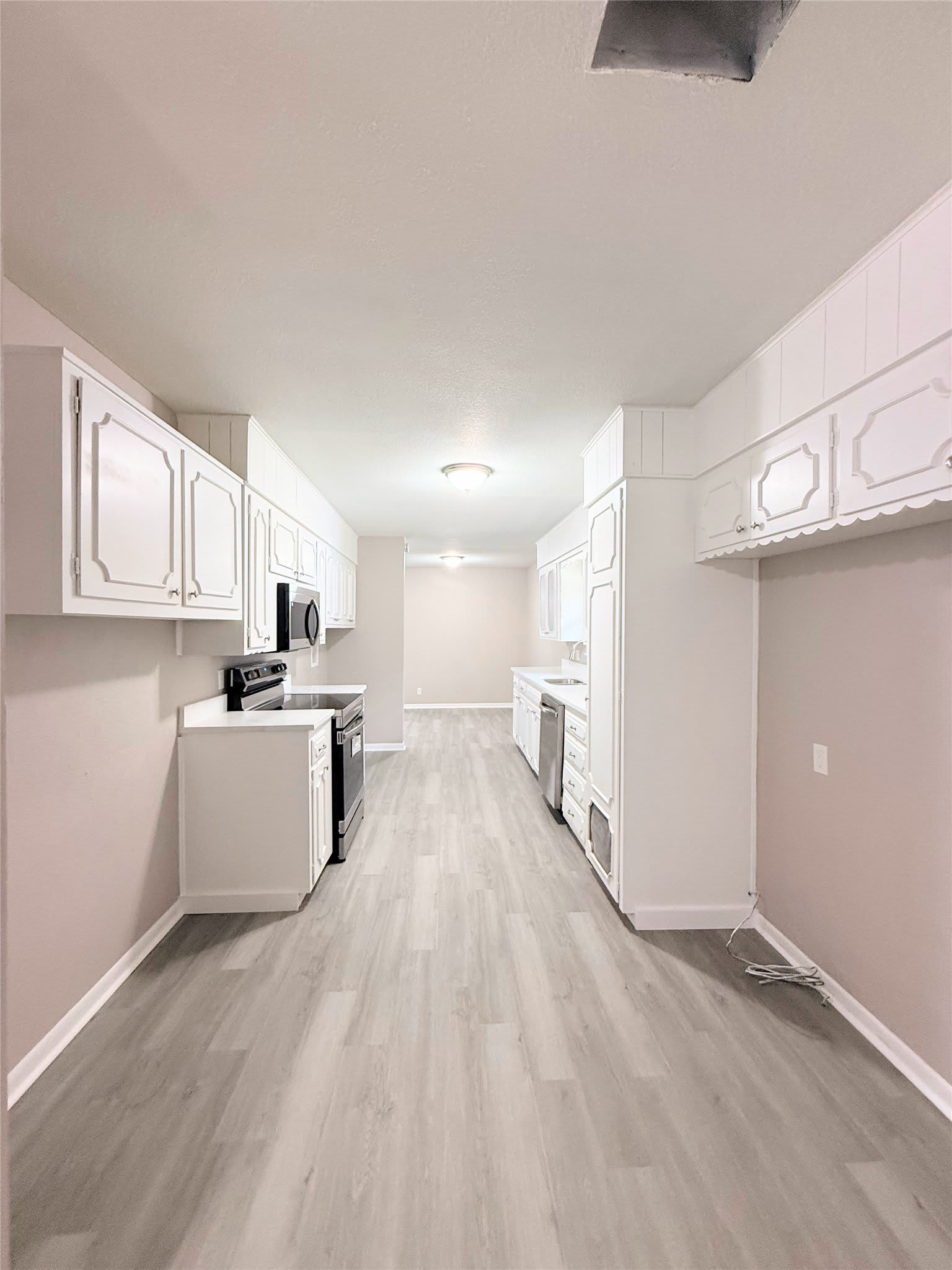 1228 Oak Drive – photo 5