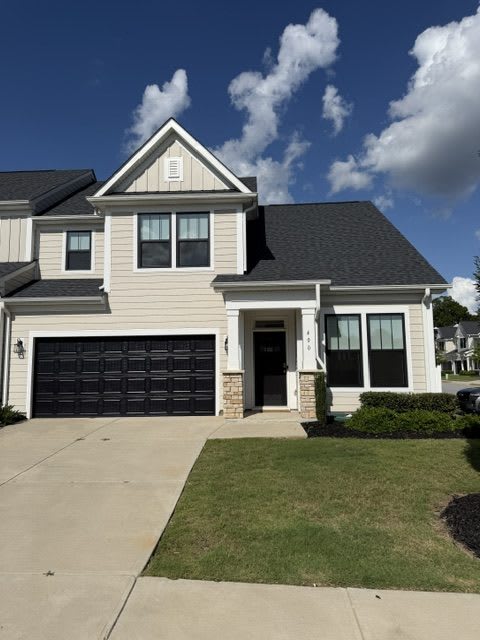 400 Water Garden Place – photo 2