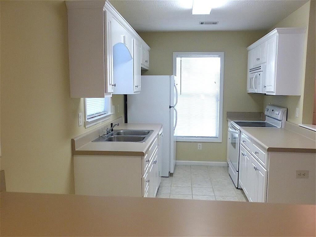 7024 Reagan Circle – photo 3