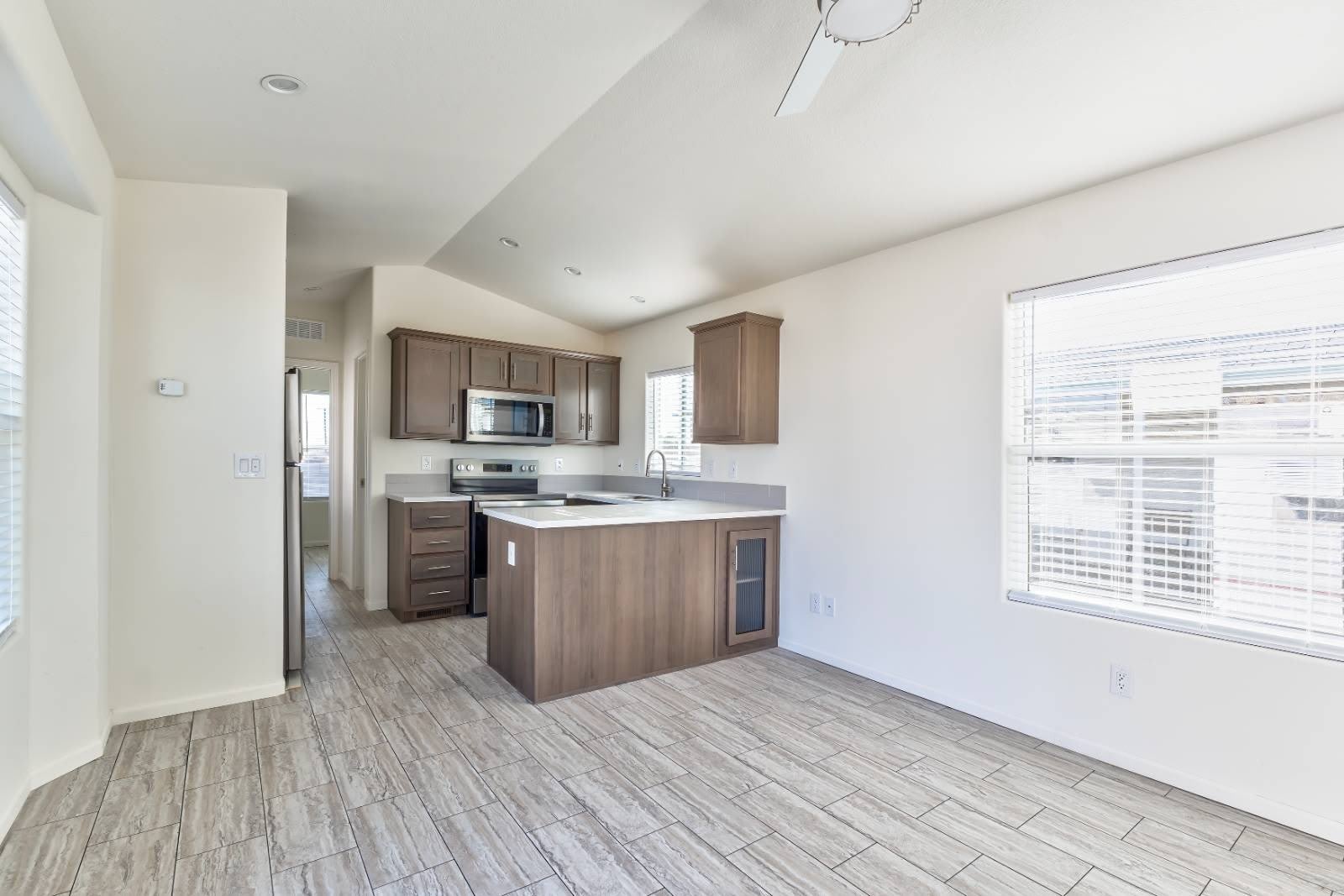9985 N Pinal Ave – photo 3