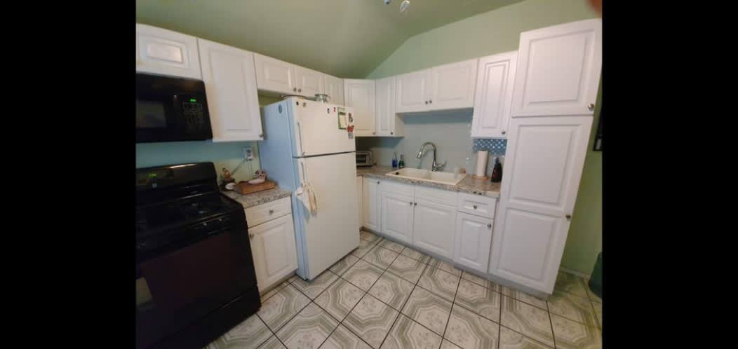 521 E 21st Street – photo 5