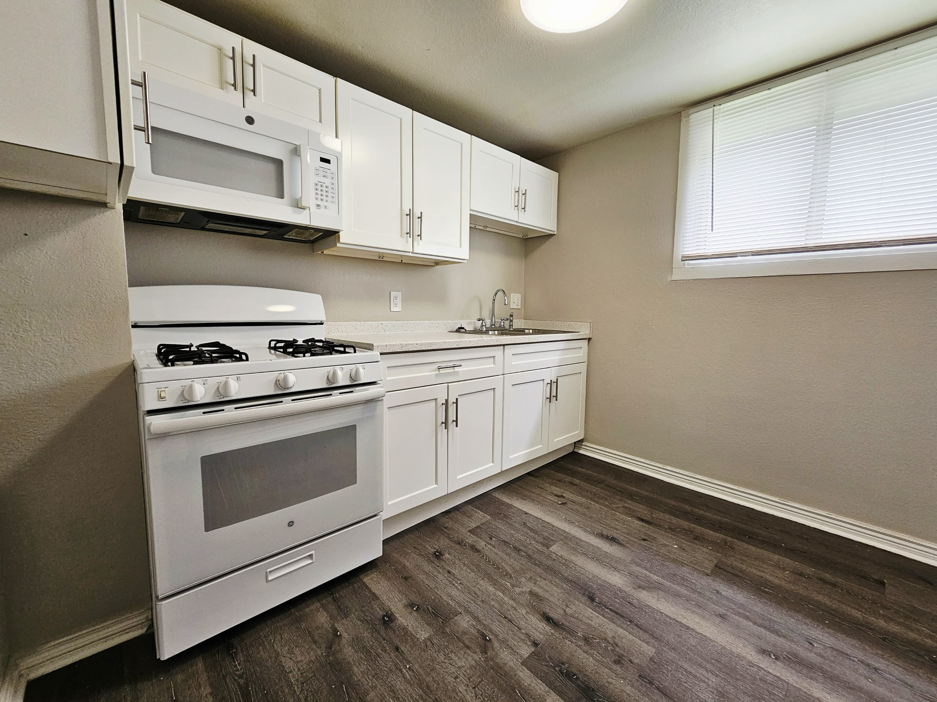 414 Arrawanna Street – photo 4