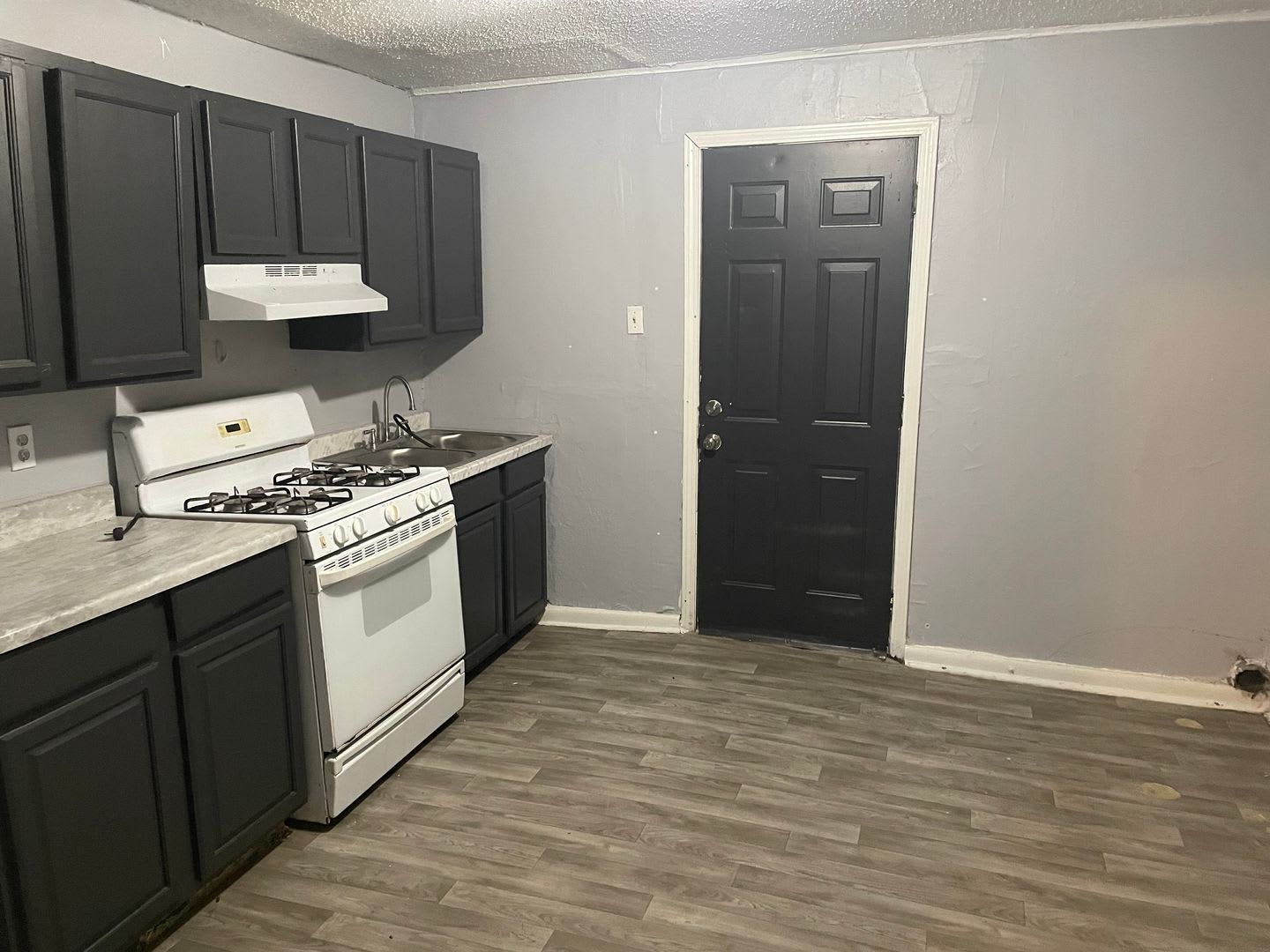 2623 S Fees St – photo 3