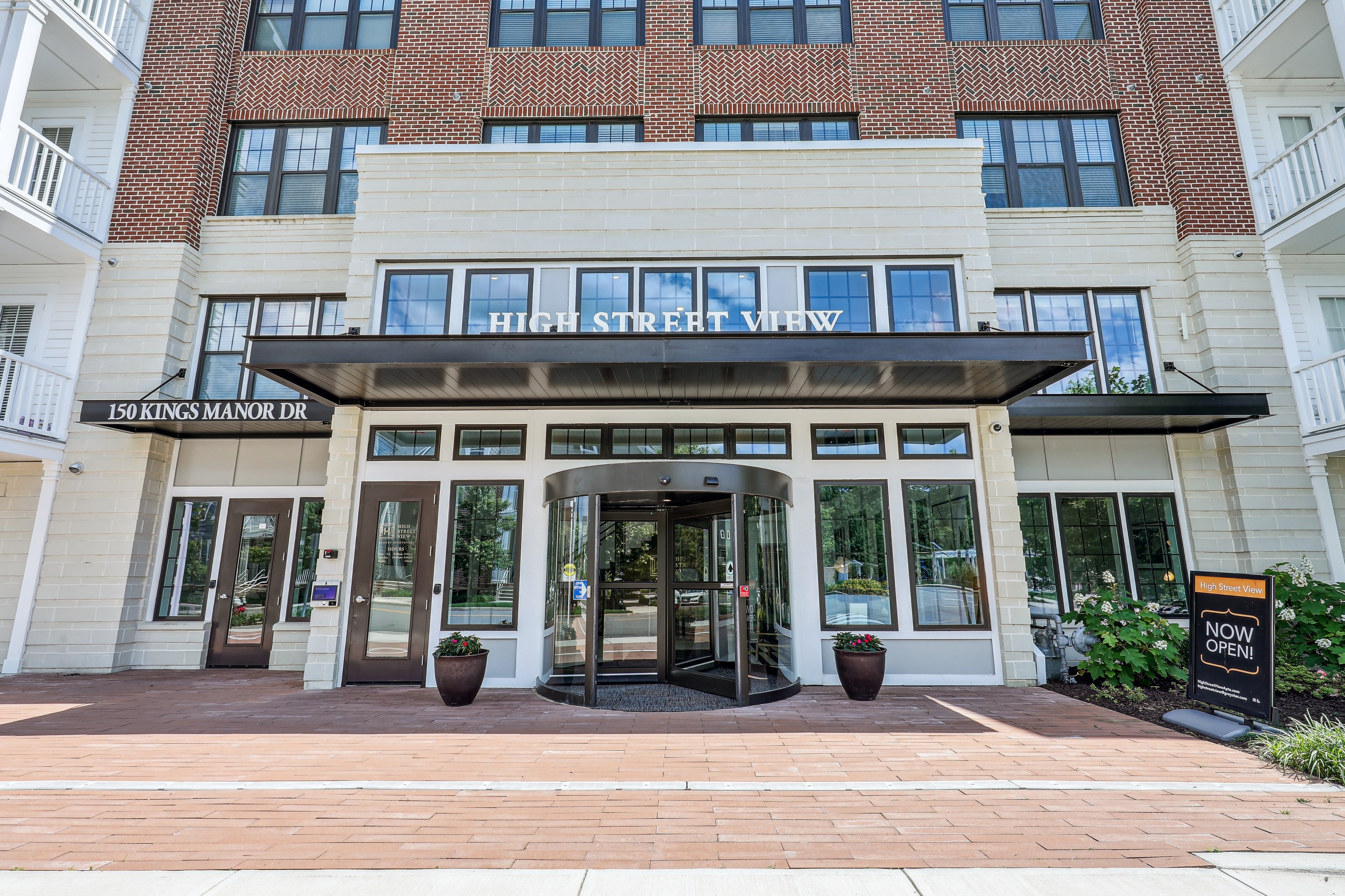High Street View Luxury Apartments – photo 2