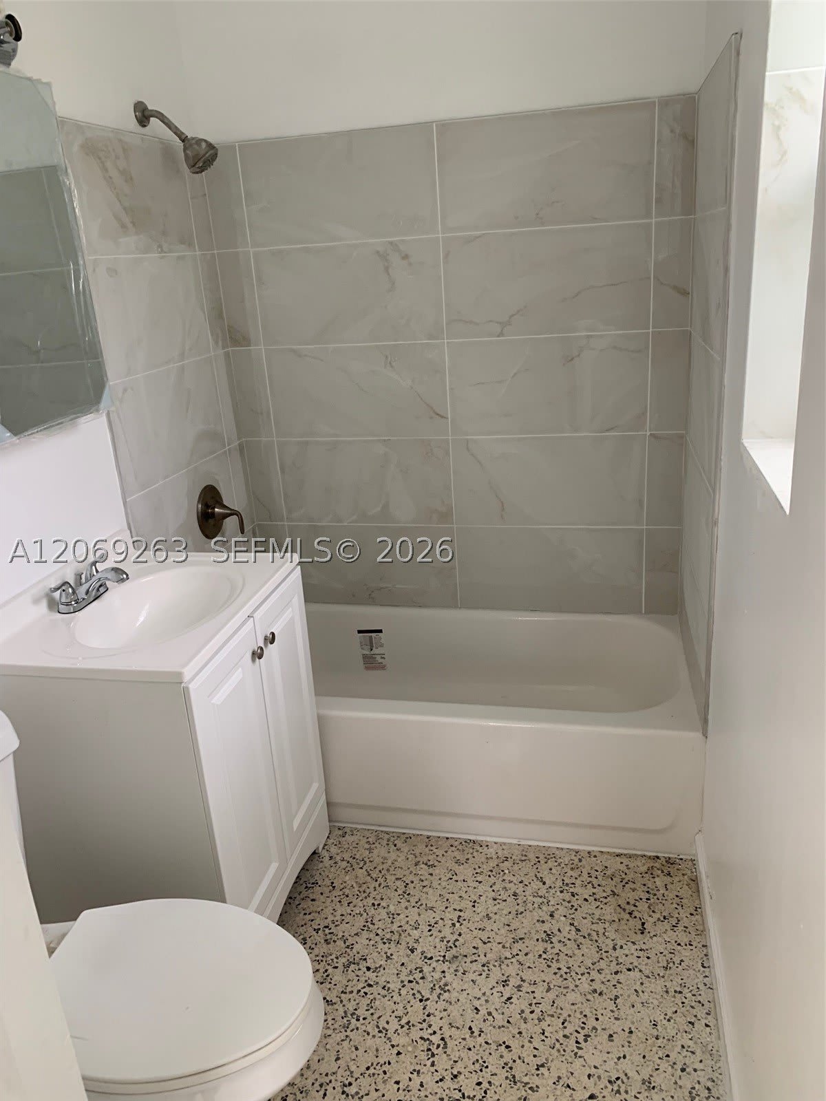 1137 NE 111th St – photo 4