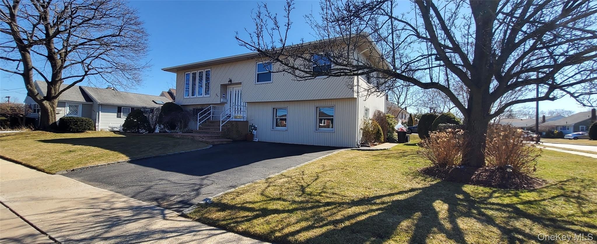 123 Southern Parkway – photo 2