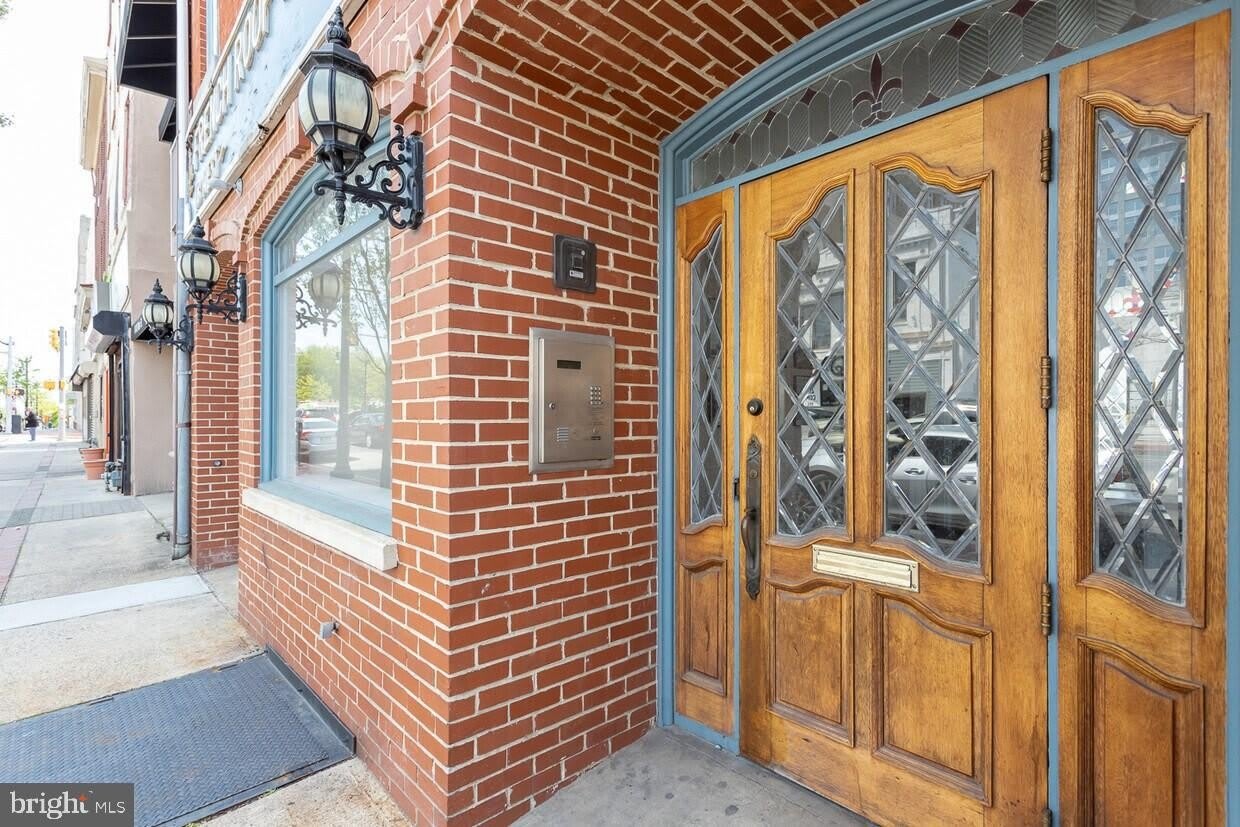20 W MAIN Street W – photo 3