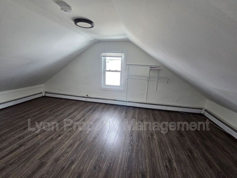 94 Webster Ave – photo 4
