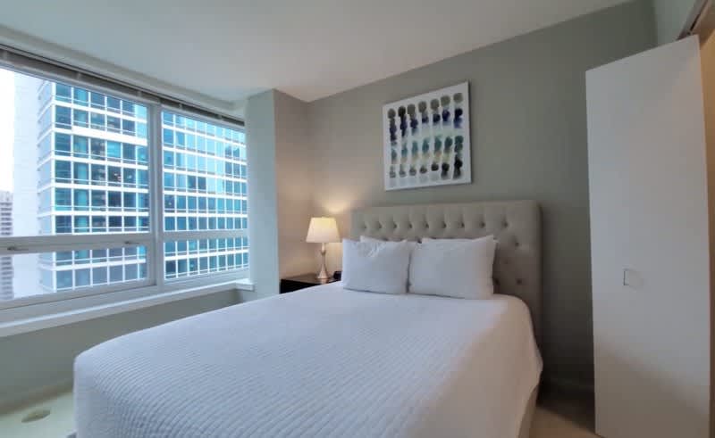 245 E Ohio St – photo 2
