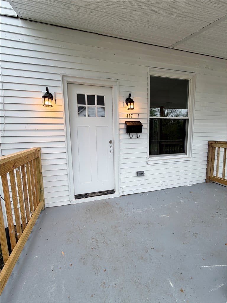 417 Bartram Ave – photo 2