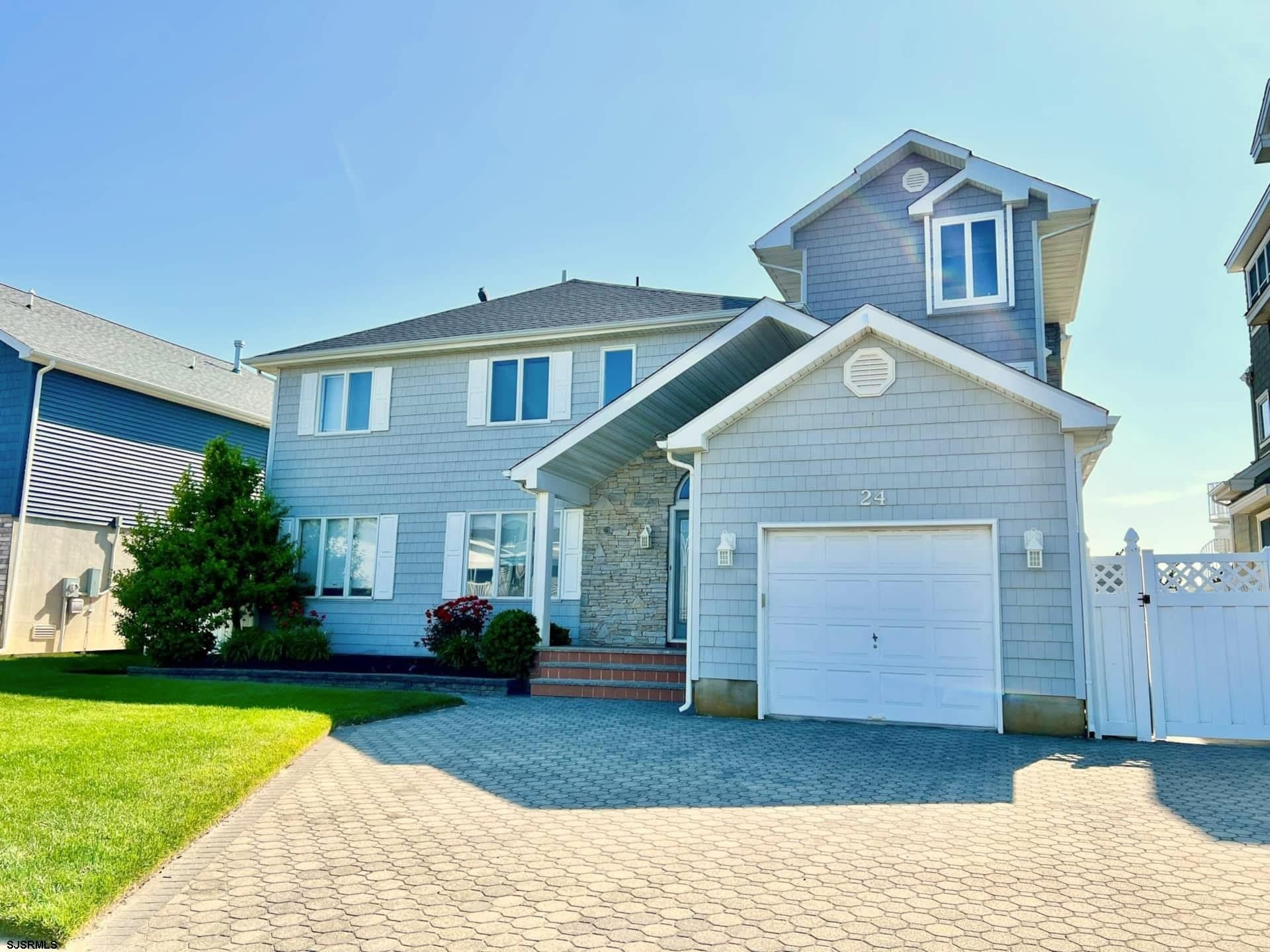 24 Ocean W Dr – photo 3