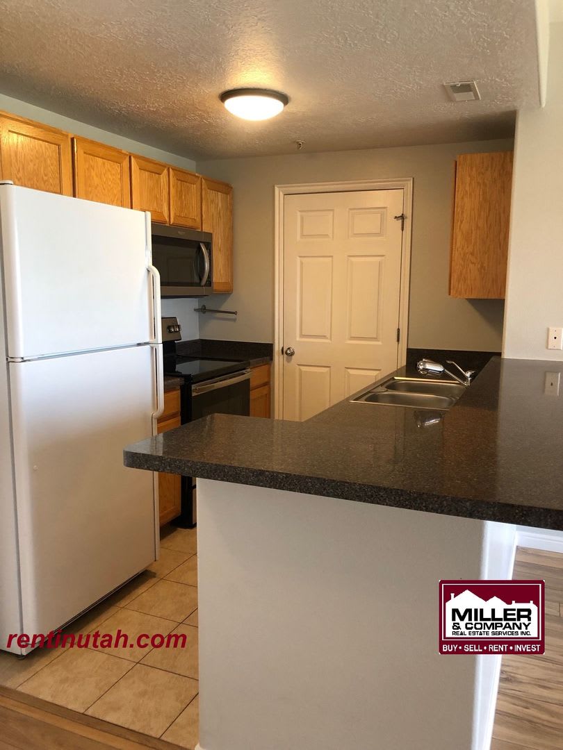 Nice Sandy Condo For Rent!! – photo 4