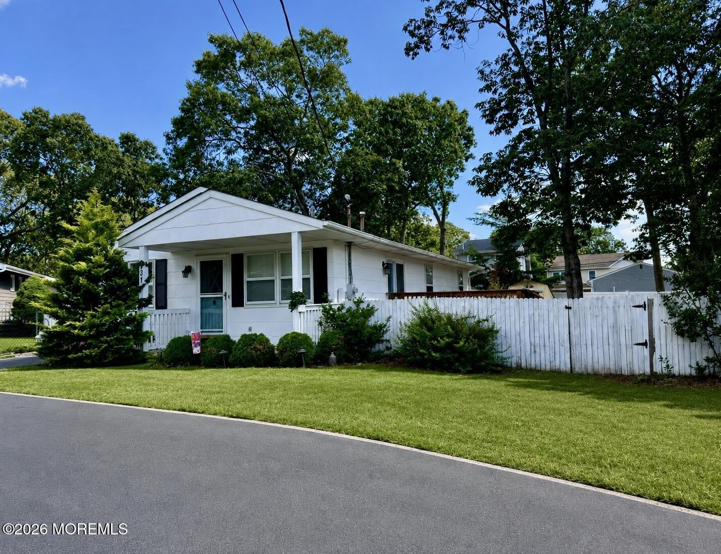 931 Cypress Avenue – photo 2
