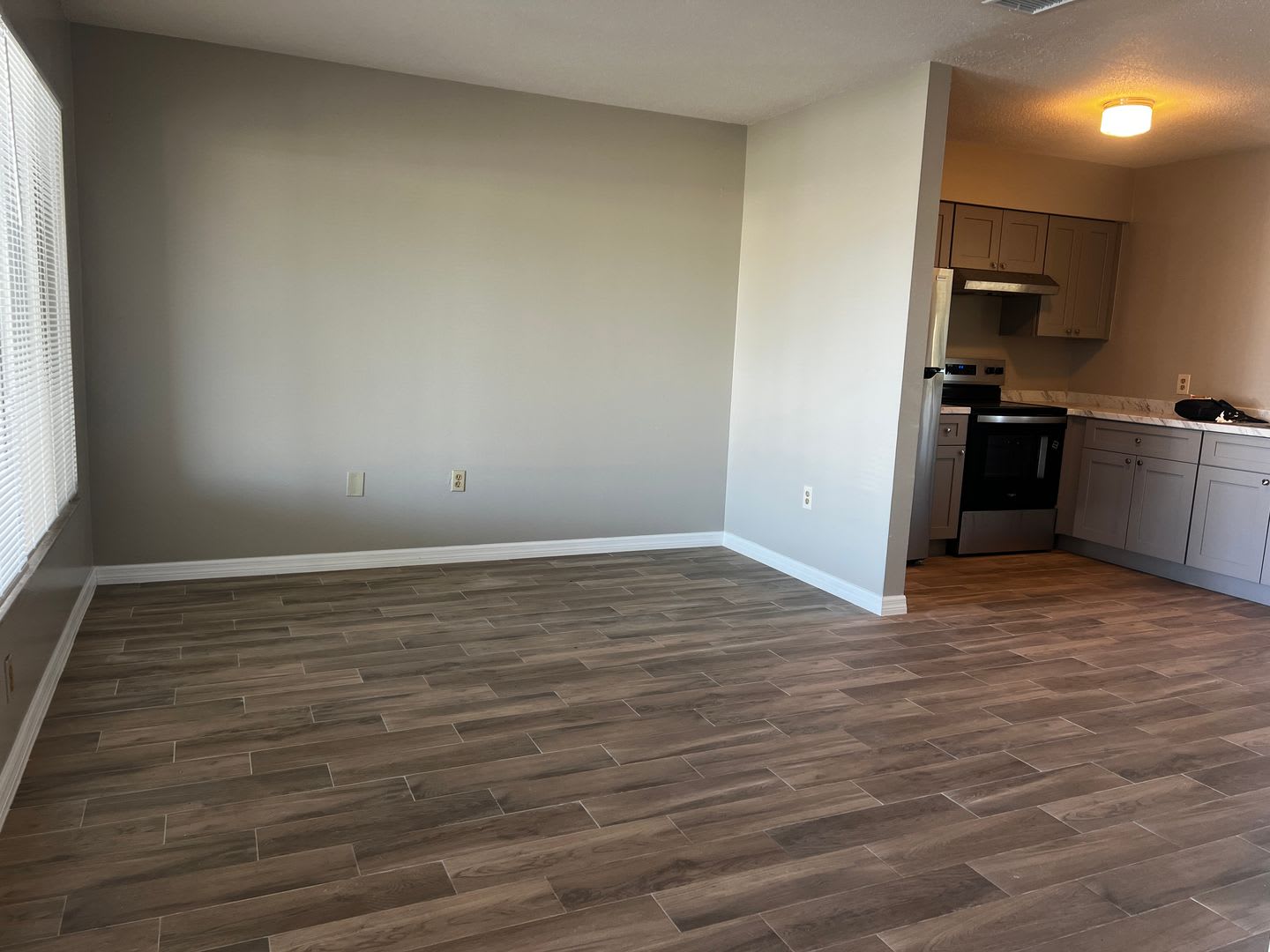 2BD/1BA/Single carport – photo 3