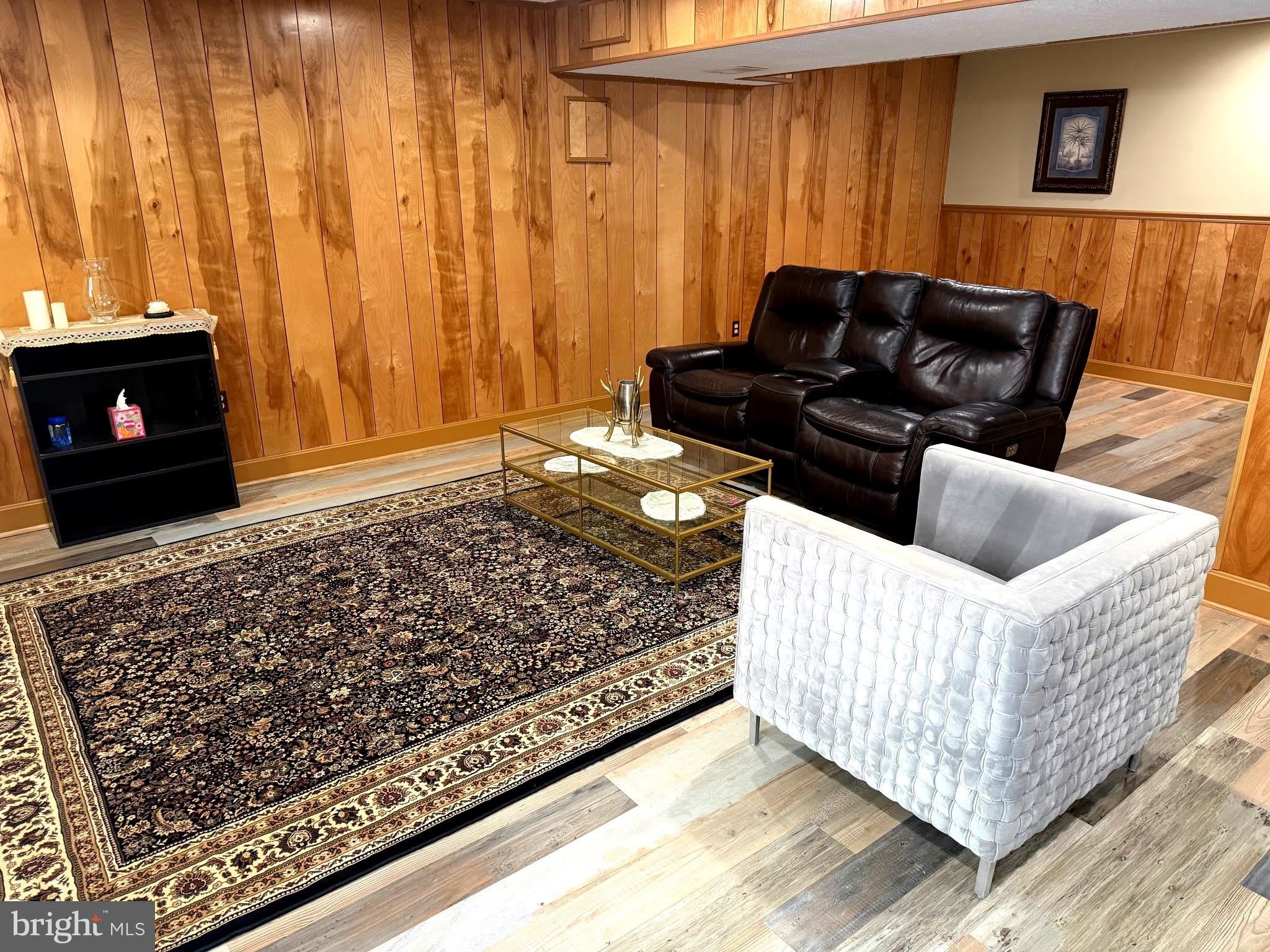 7428 MASON Lane – photo 2
