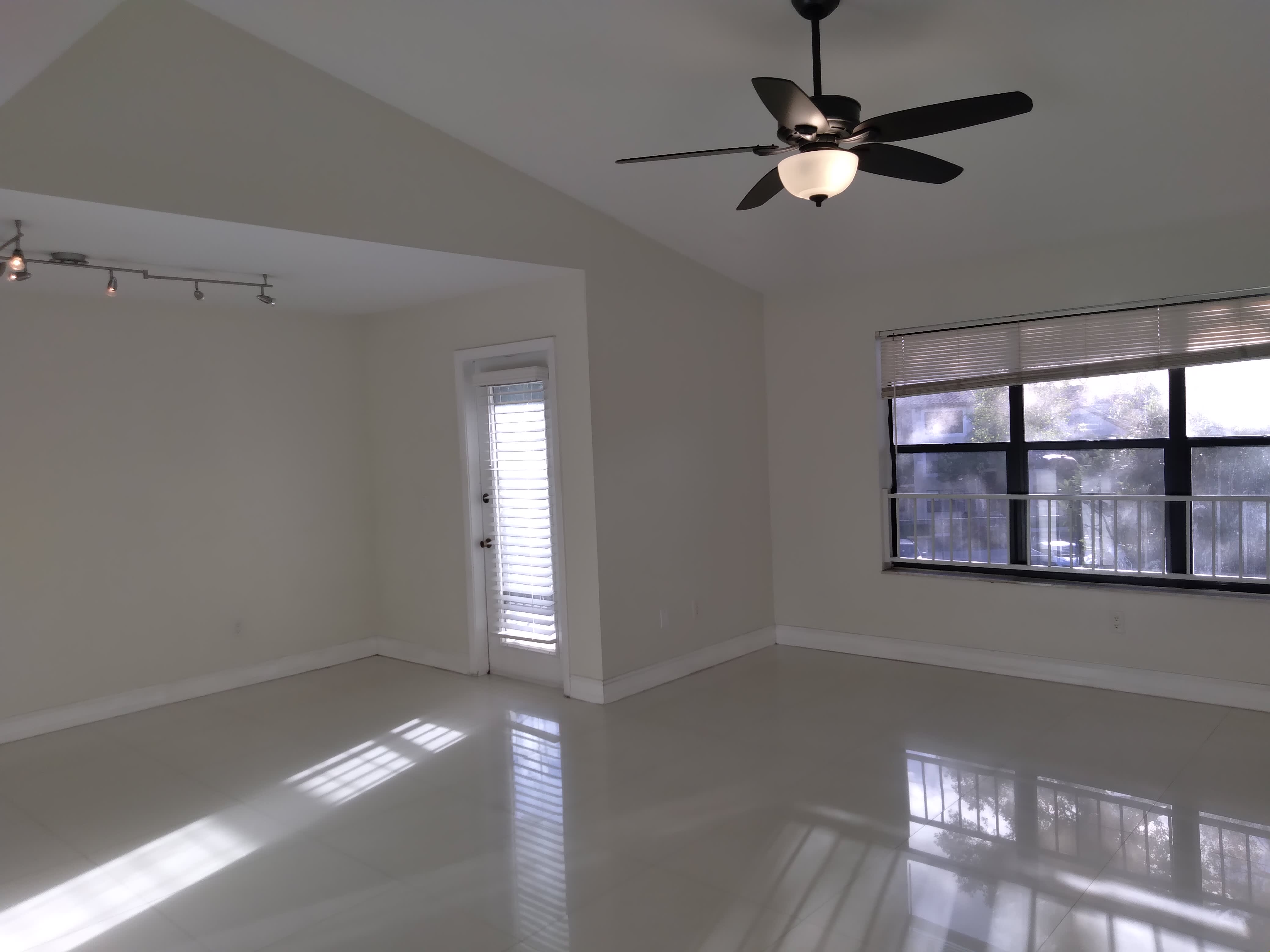 4261 W Mc Nab Rd – photo 4