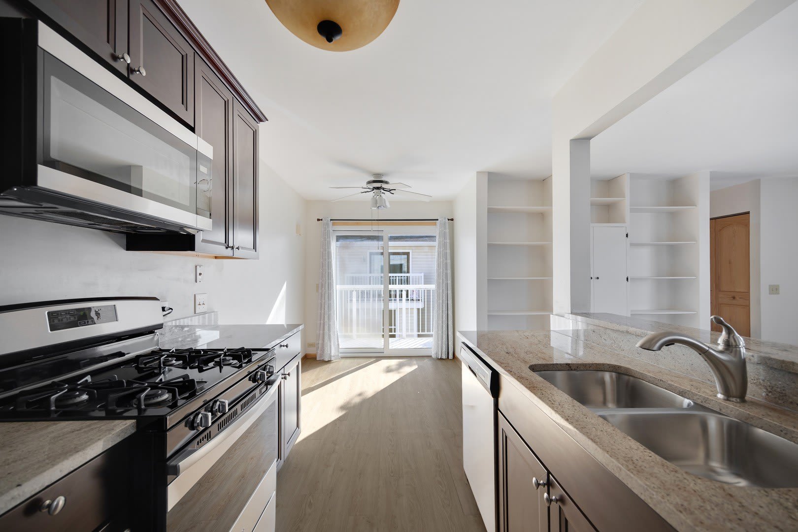 717 Whitesail Drive – photo 4
