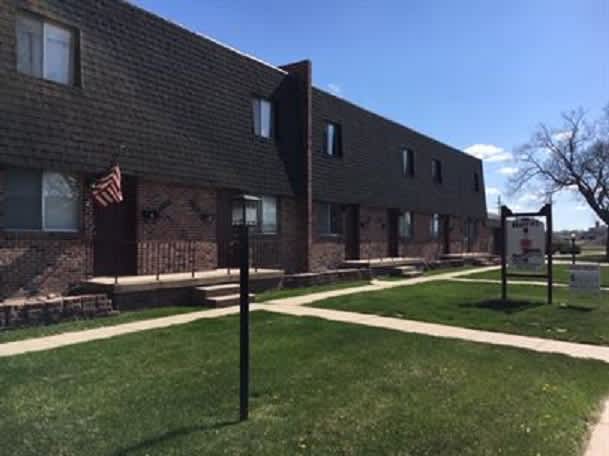 2811 West Koenig Street – photo 1