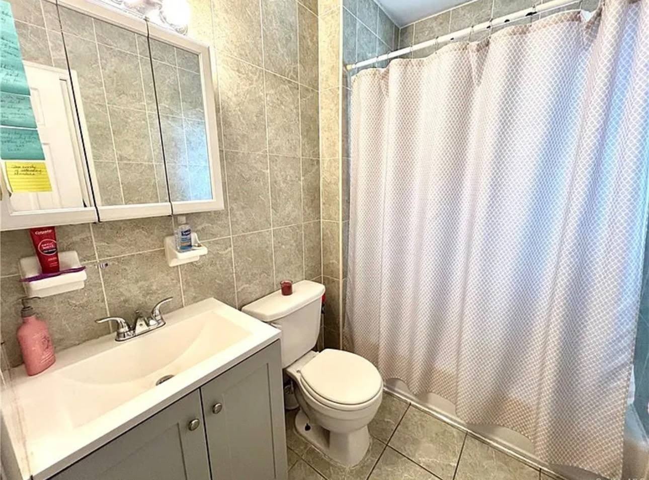 1943 Adee Ave – photo 5