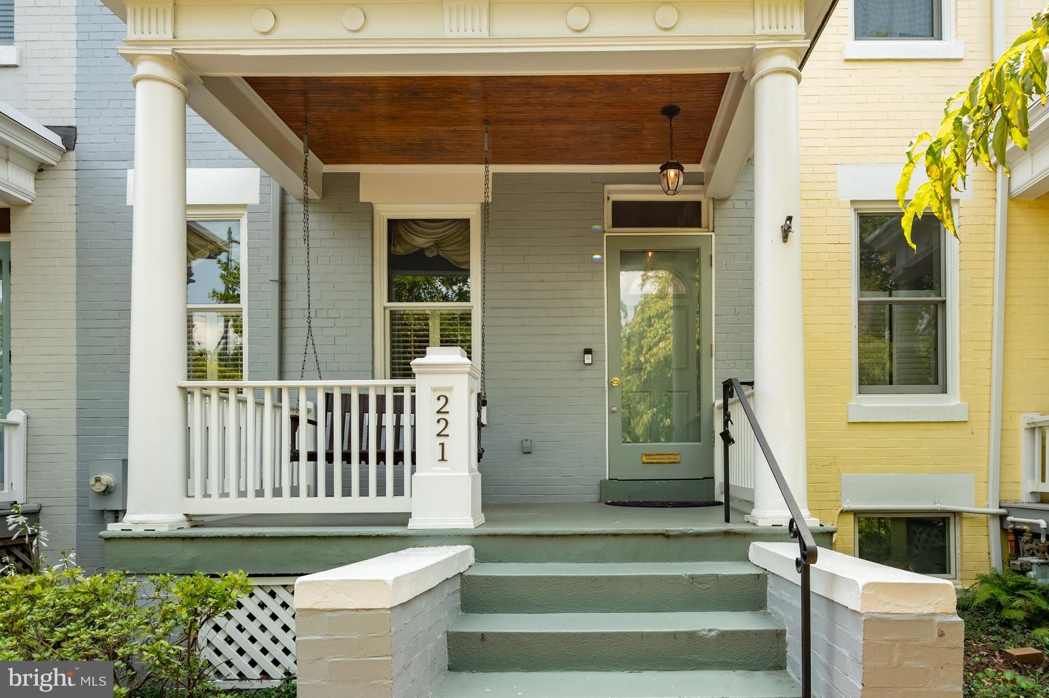 221 E Street SE – photo 5