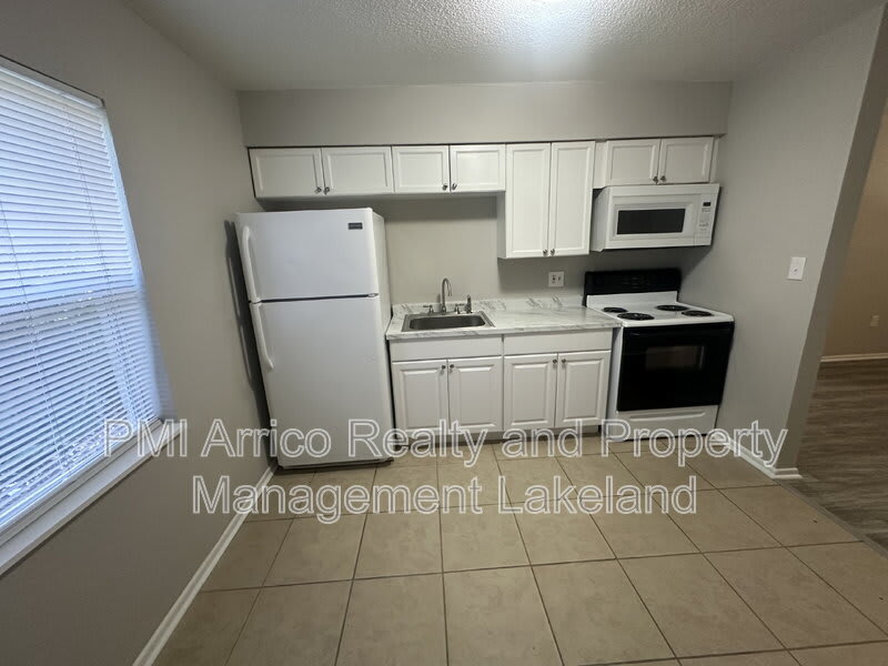1615 North New York Avenue – photo 5