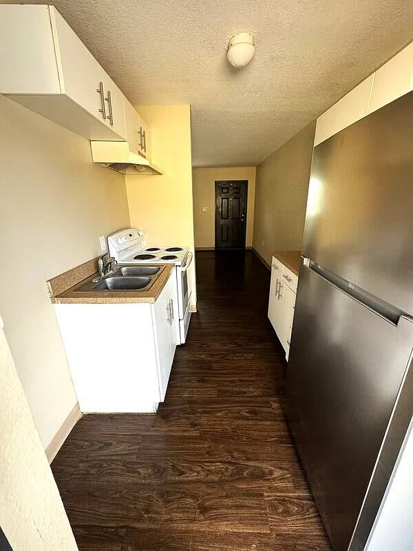 3015 C.R. Smith StreetUnit 41 – photo 2