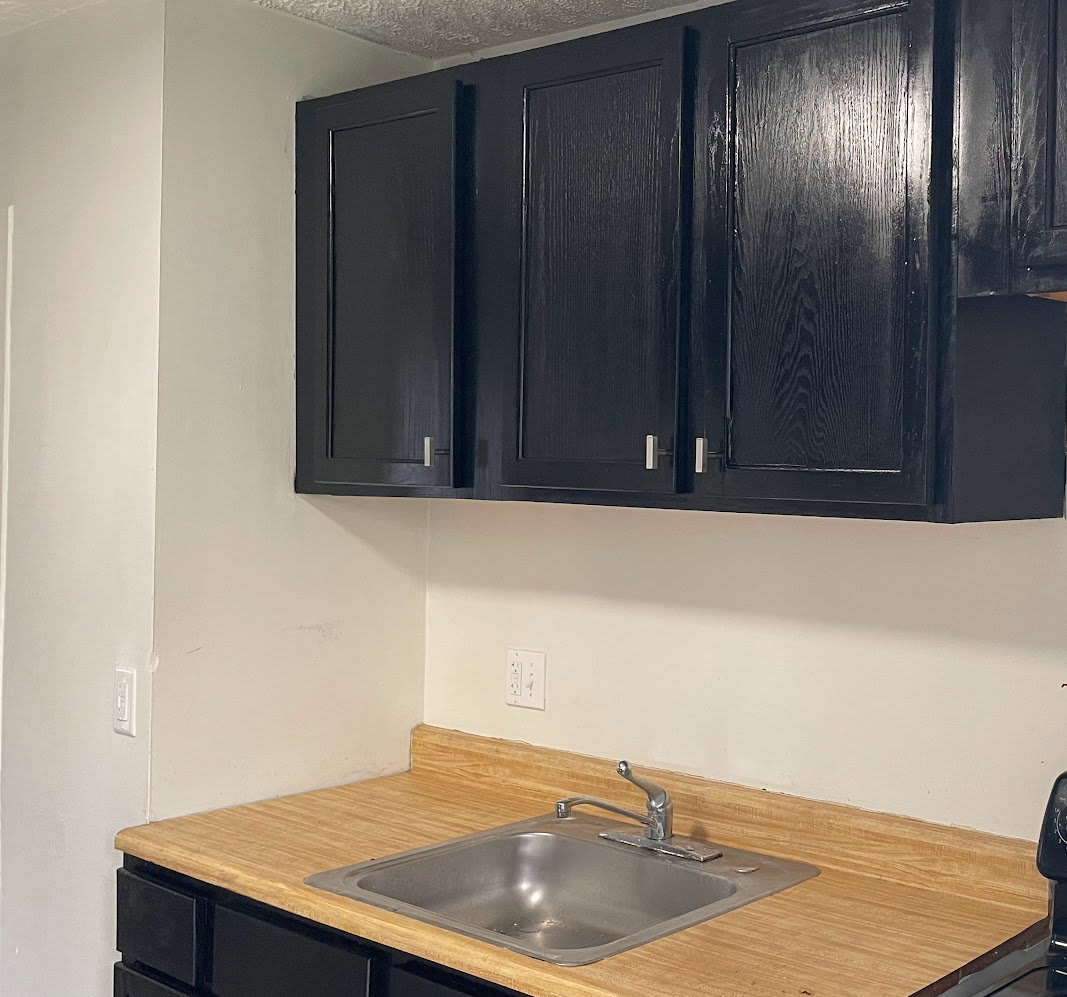 1269 Farley Drive – photo 2